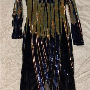 Sexy night dress. Dinner or cocktail hour. Form fitting. Only worn once